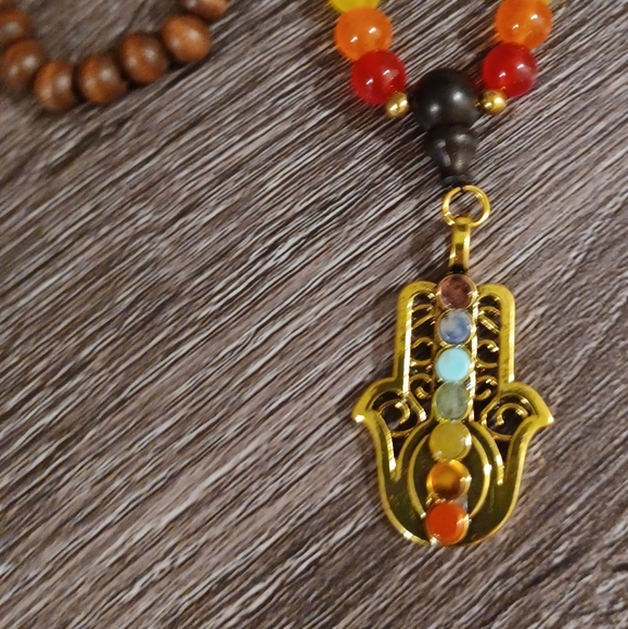 7 CHAKRA GEMSTONES & WOOD BEADS STRUNG ROSARY NECKLACE WITH HAMSA HAND PROTECTIO - Picture 10 of 12